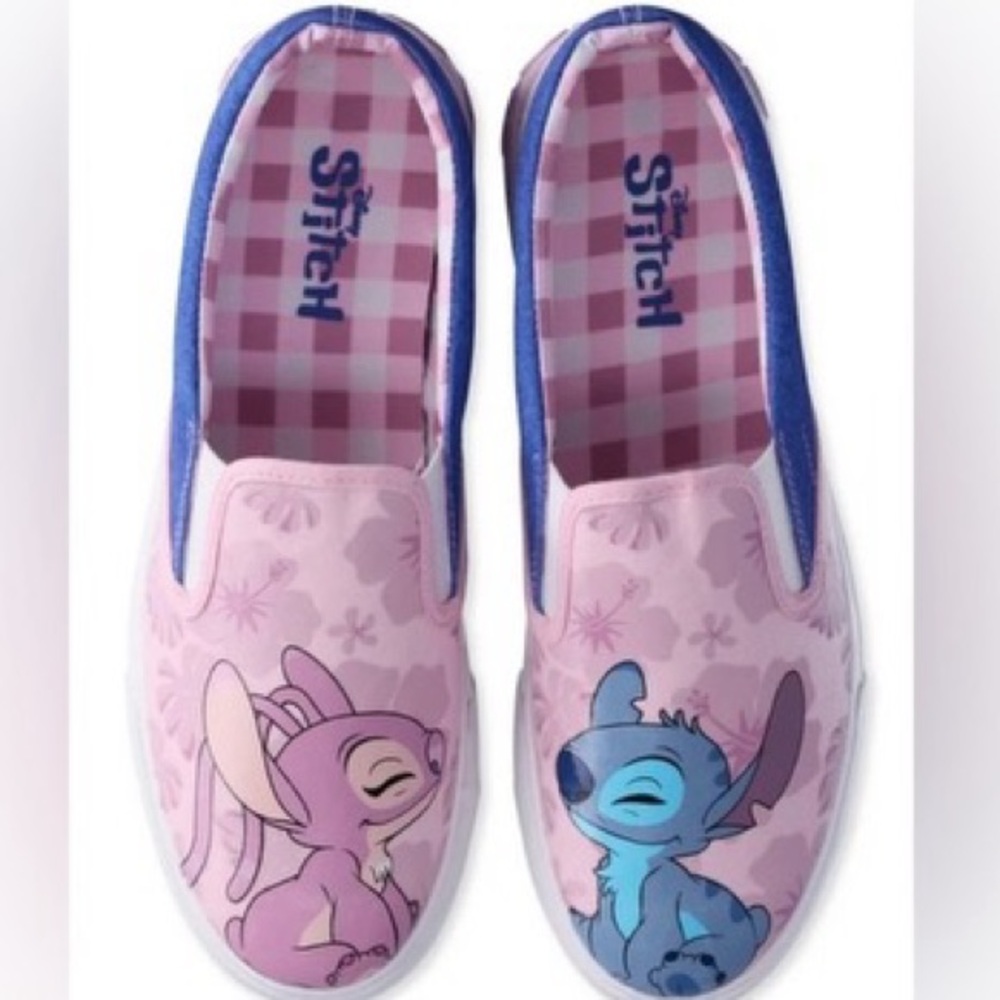 Women's Disney Stitch Low Top
NWT
Slip-on Sneaker,  NWT